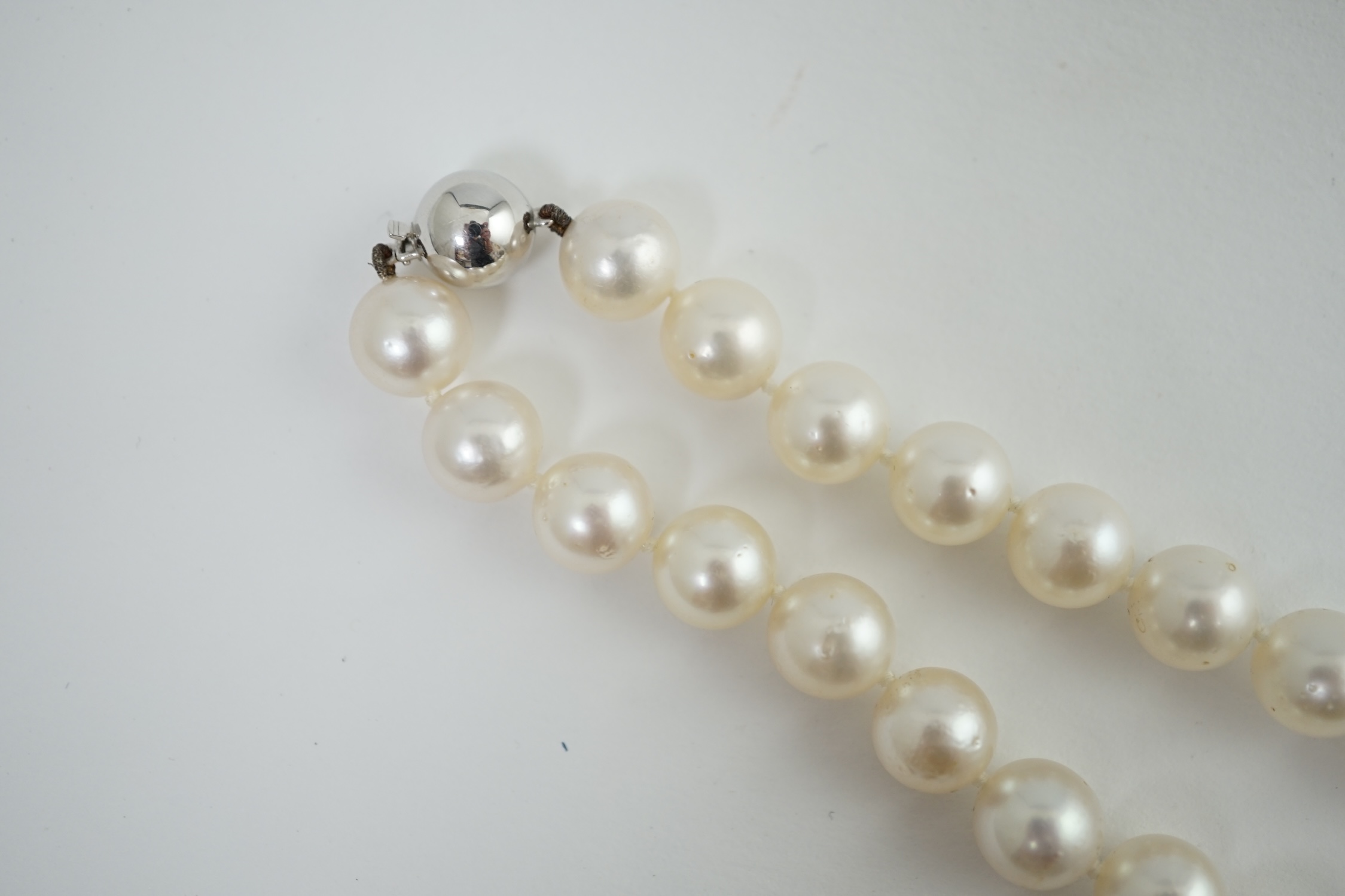 A single strand graduated South Sea pearl necklace, with 18k white gold spherical clasp